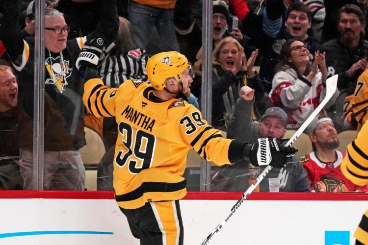 Big second period more than enough for Pens’ 5th straight